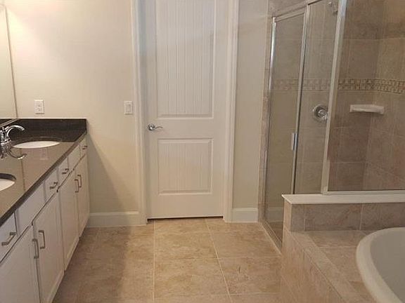 4th image of 9437 Royal Estates Blvd