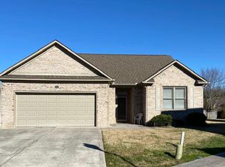 103 Dancer Ln, Oak Ridge, TN 37830