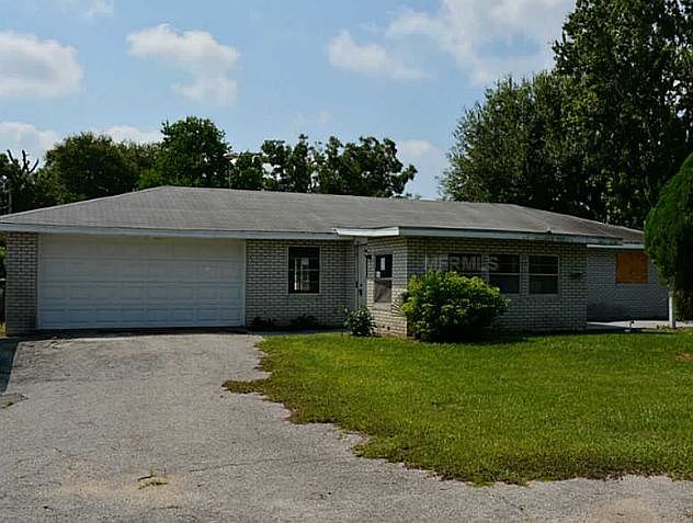 1st image of 914 Maumac Dr