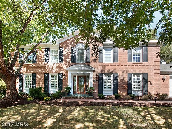 2nd image of 6333 Windermere Cir