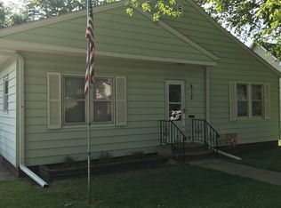 812 1st St SW, Clarion, IA 50525