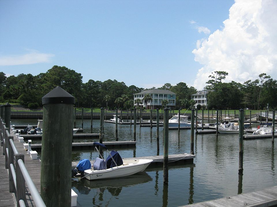 2nd image of 64 Seascape Marina