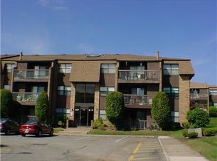 612 Sharon Ct, Woodbridge, NJ 07095