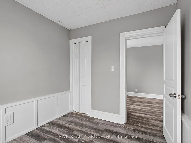 259 Clarence St — Photo 13