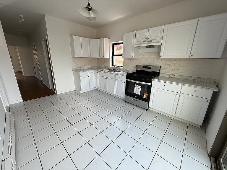 88 Garrison St #2 — Photo 2