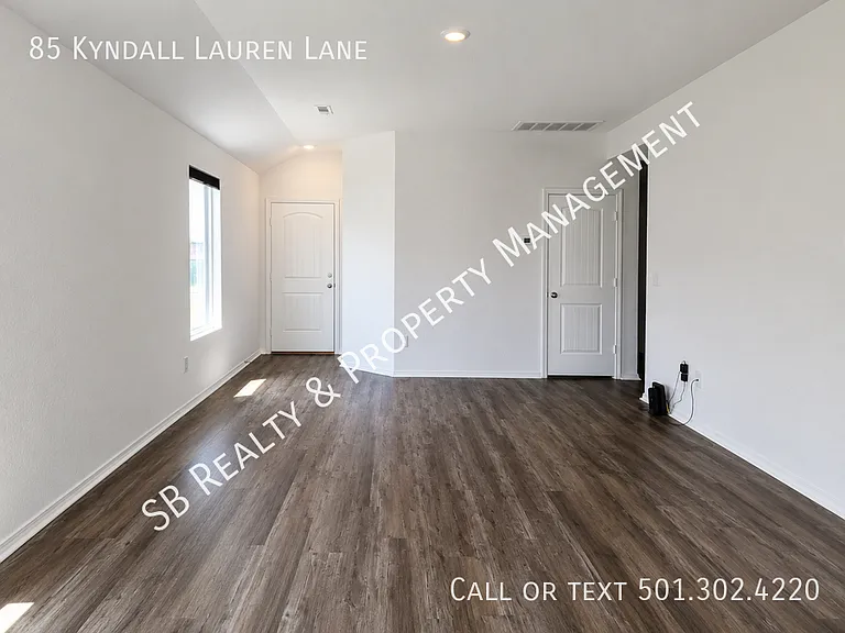 85 Kyndall Lauren Ln — Photo 3