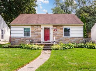 907 Cloverdale Dr, Royal Oak, MI