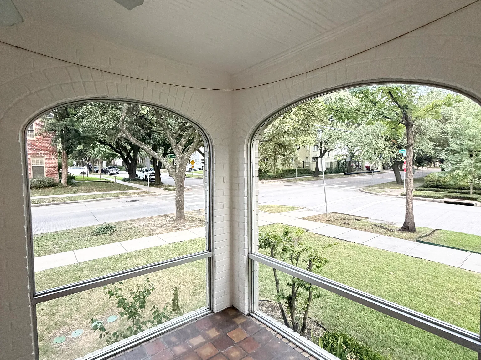 2 bed, 1400 sqft, $2,000 — Photo 4