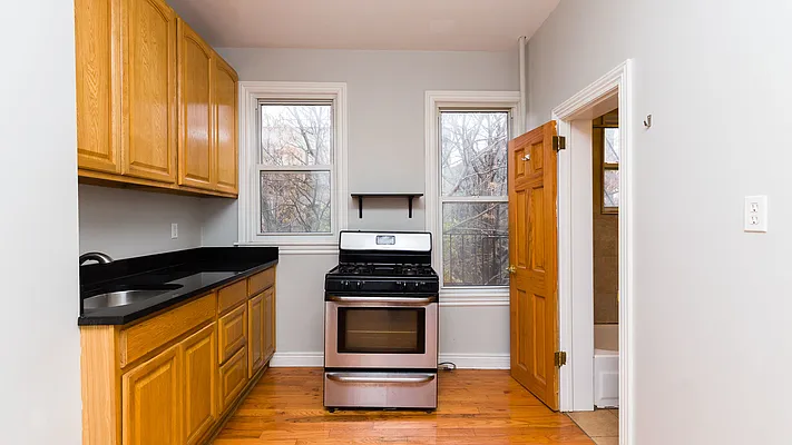 Rented by Nooklyn NYC LLC | media 22