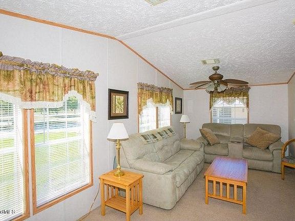 2nd image of 440 Barefoot Blvd