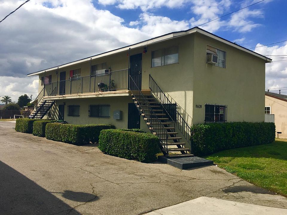 1st image of 11628 Magnolia St