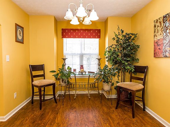 5th image of 2616 Buck Ln