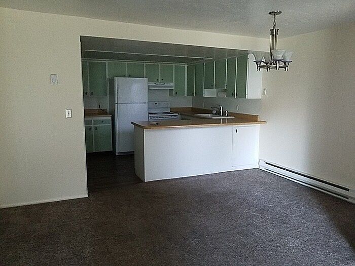 2nd image of 2916 Plumtree Dr #B1