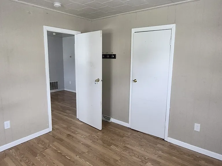 200 Avenue C #2 — Photo 13