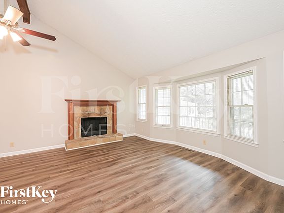 2nd image of 5029 Shelley Ct