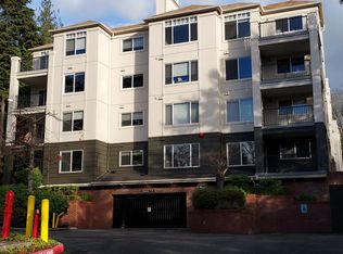 Heights at Meydenbauer, Bellevue, WA 98004