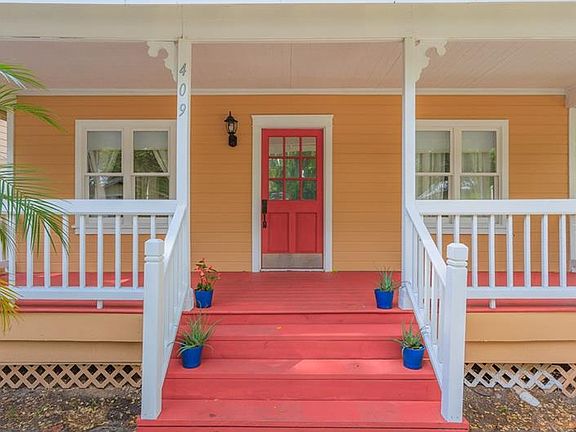 2nd image of 409 E Amelia Ave