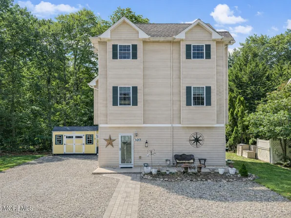 307 Cedar Drive, Lanoka Harbor, NJ 08734