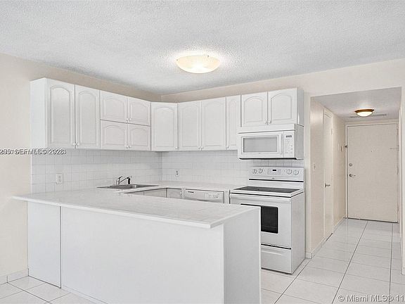 5th image of 1228 West Ave APT 613