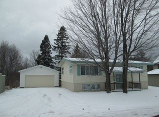 56345 Calumet Ave, Calumet, MI 49913