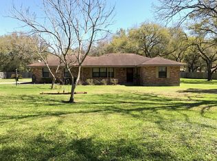 2315 Duroux Rd, La Marque, TX 77568