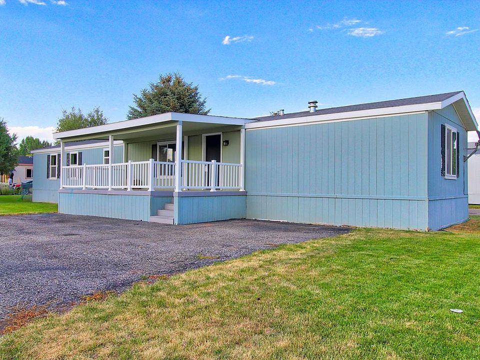 1st image of 2069 Twin Pines Ln