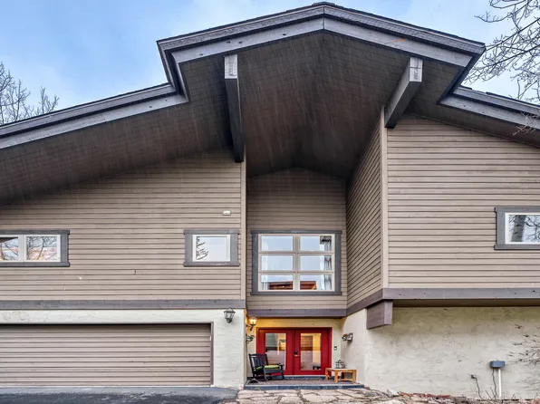 2832 Kinnikinnick Rd Unit B, Vail, CO 81657