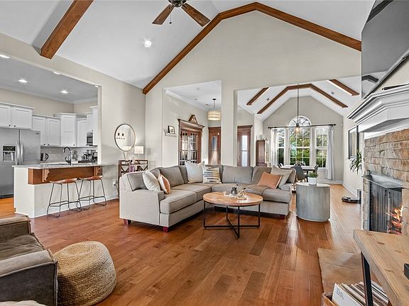 5th image of 3953 Spyglass Hill Dr