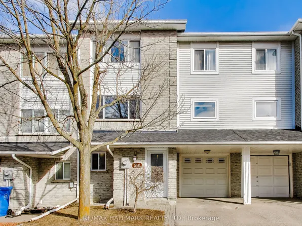 94 William Curtis Cir, Newmarket, ON L3Y 8L6