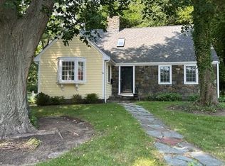 132 W Shore Dr, Marblehead, MA 01945