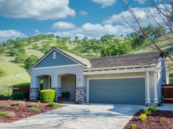 9060 Golf Canyon Dr, Patterson, CA 95363