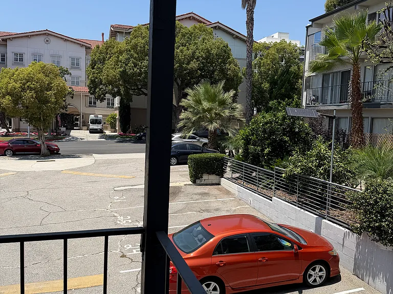 470 E Angeleno Ave — Photo 48