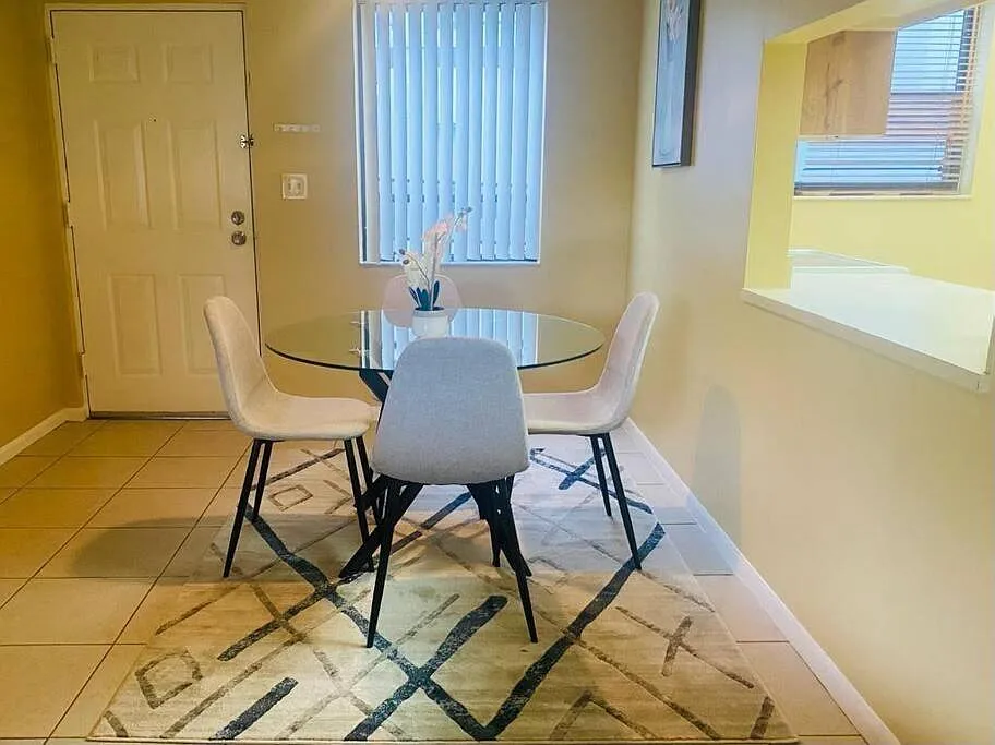1 bed, 1.0 bath, 775 sqft, $1,700 — Photo 4