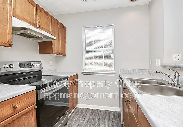 9365 Glenwater Dr #1 — Photo 11