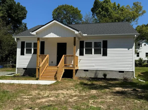 621 Dailey St, Burlington, NC 27217