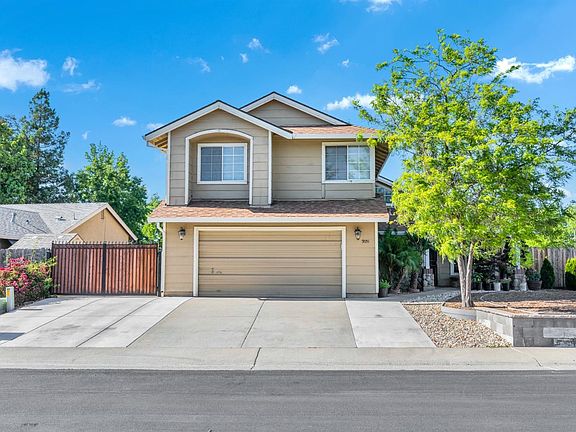 3rd image of 9051 Petite Sirah Way