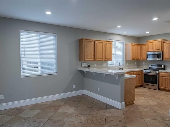 5th image of 4019 Vittoria Ln
