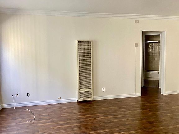 3rd image of 3420 Council St