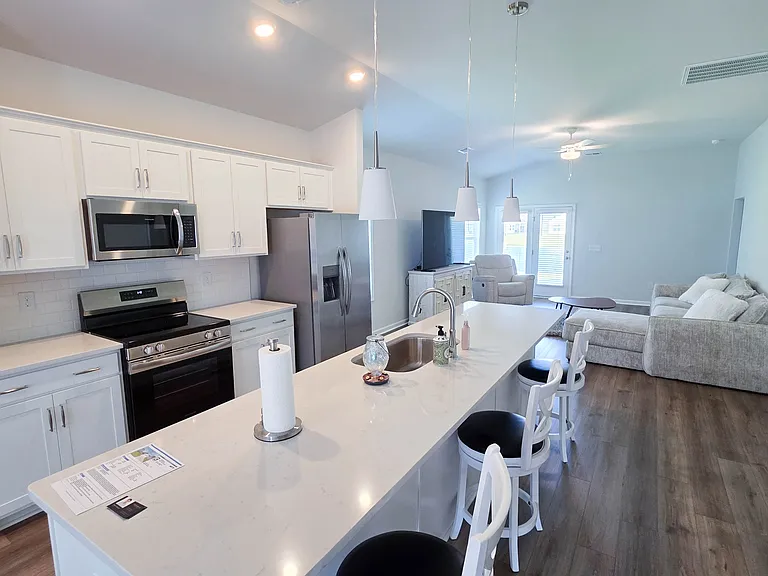 427 McGarry Dr — Photo 16