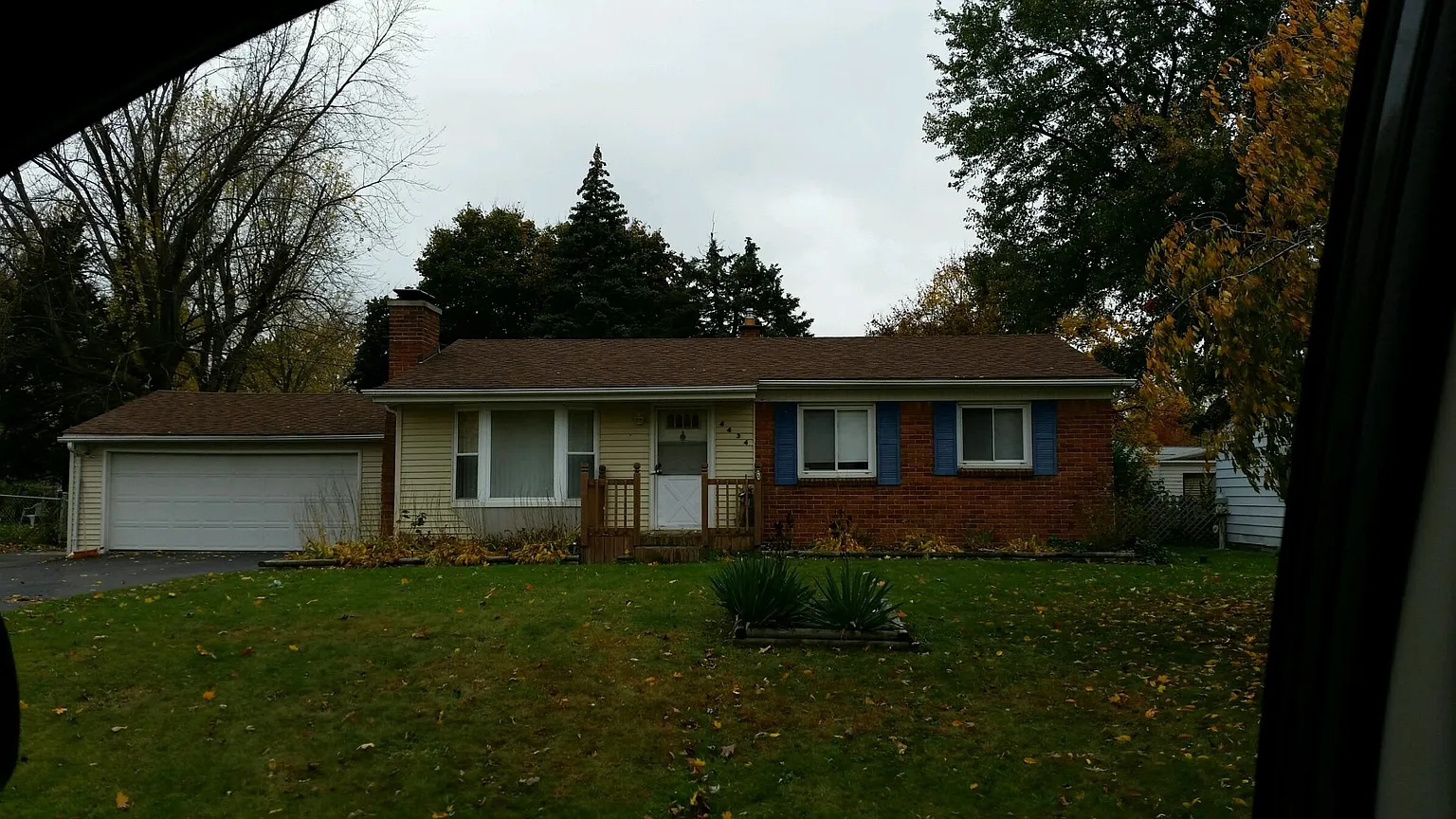 4434 Cherrytree Ln photo 1