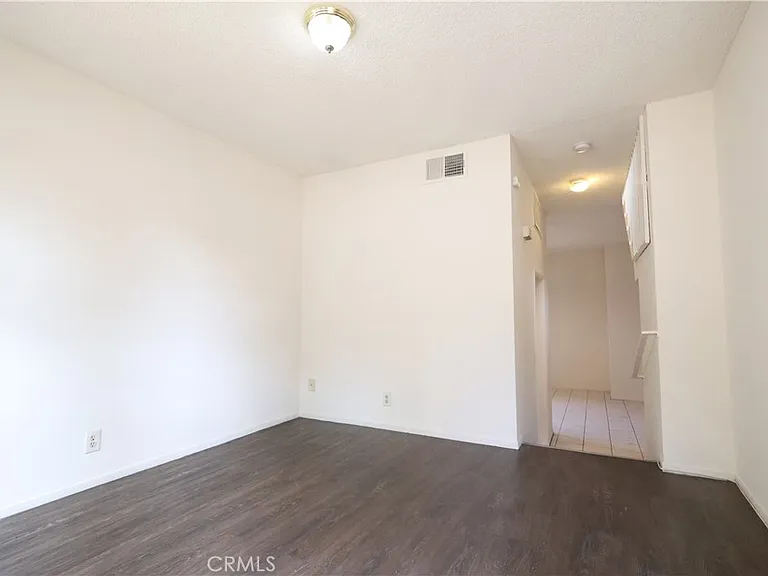 4904 Ithaca Ave #5 — Photo 4