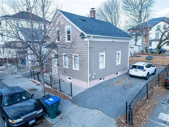 41 Monticello St, Providence, RI 02903