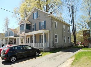 6 Hill Ave, Easthampton, MA 01027