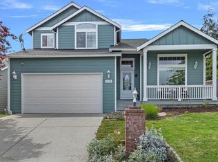 1670 NW Almond Loop, Oak Harbor, WA 98277