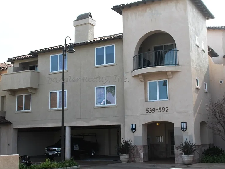 553 Laguna Dr — Photo 1