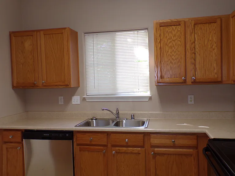 3815 Riviera Grv #101 — Photo 6