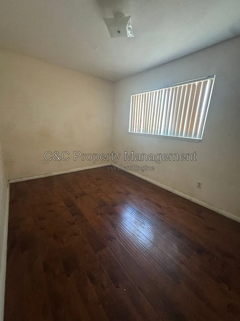 2 bed, 1.0 bath, 676 sqft, $2,600 — Photo 4