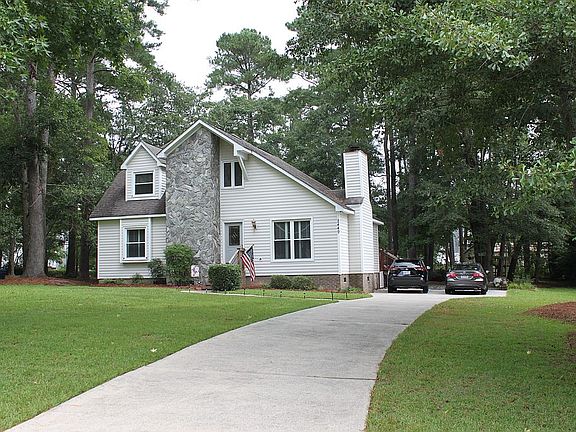 4th image of 2449 Kathleen Dr