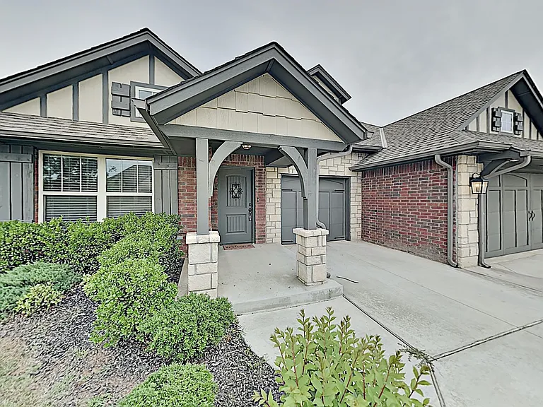 3217 Briargate Rd — Photo 2