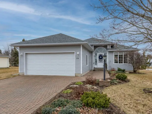 94 Sandbanks Ct, Prince Edward County, ON K0K 3L0